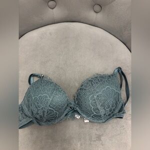 Victoria’s secret bra